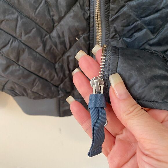 Blauer Nylolite Blue Gray Quilted Super Soft Down Zip Bomber Jacket Coat Medium - Picture 8 of 10